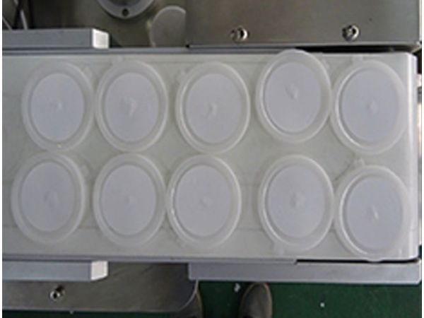 AS-FA112A兒童泥玩具蓋貼標(biāo)機